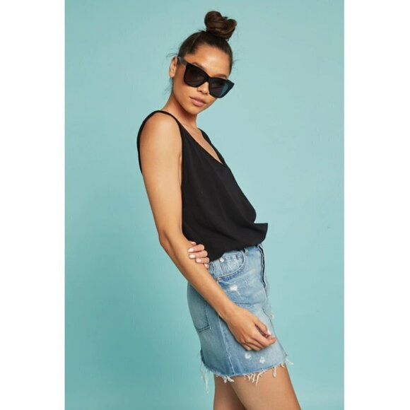 Distressed denim skirt - Picture 2 of 8